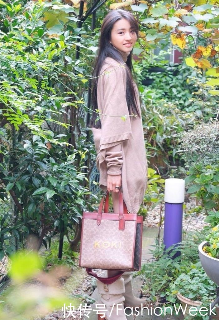 木村光希可塑性太强，穿黑色蕾丝裙展女人味，时尚表现力超赞