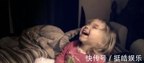 束手无策|3岁女童从小失眠,几乎不睡觉,医生束手无策,最后用一招解决