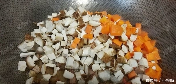 腌制|腌制腊肉时,只放盐就错了!多放一点它,腊肉不长霉,放一年不坏
