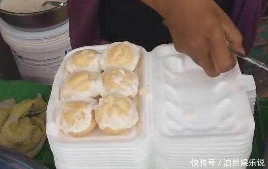 小伙|小伙辞职摆地摊,12元1个的“茶杯小吃”,收入是工资的几倍