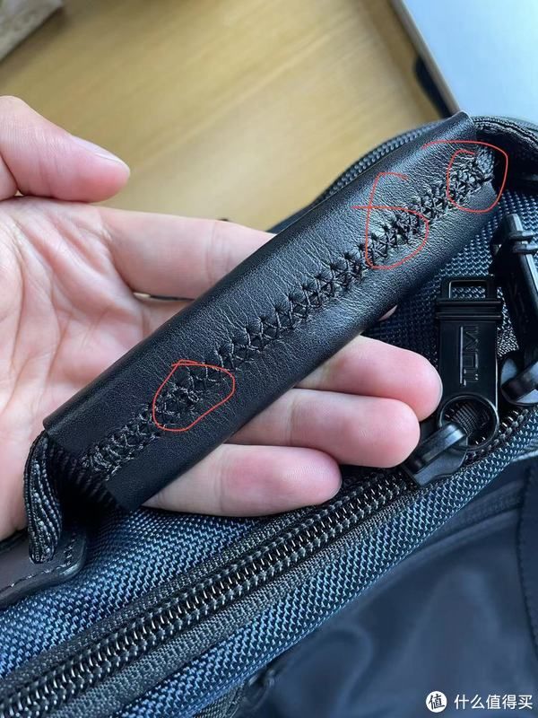 d走下“神坛”的TUMI，Davis双肩包虽然耐用但细节拉跨