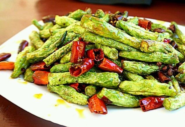 豆角鲜嫩却难挑教你3个挑优质豆角的妙招，解决很多家庭的困扰