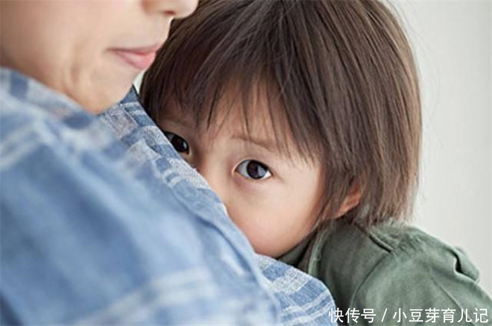 自卑|这三句话孩子常挂嘴边,多数是自卑懦弱,看看你家的孩子是否如此