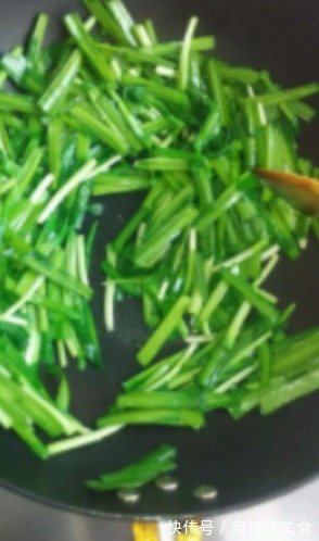 秋冬季节，多给家人做此菜，三元一斤，便宜美味，怎么也吃不够