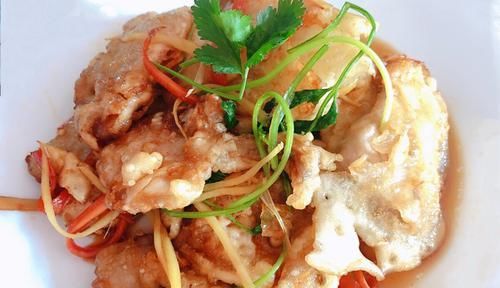 想吃锅包肉不用买，教你家常版做法，出锅酸甜可口，又香又脆