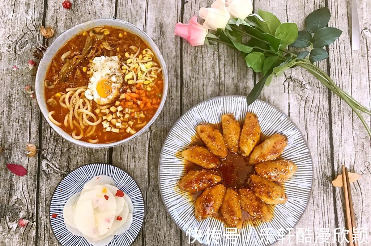 搅拌均匀|不用烤箱也能做出来的蜜汁鸡翅，大人孩子都喜欢，边吃边吮手指