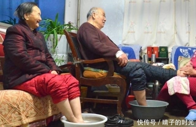 血管堵塞|日本长寿老人有“秘诀”，睡前爱做5事，你若占1个，也恭喜