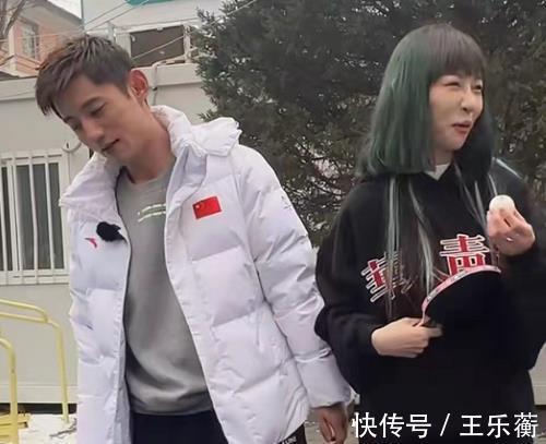 乒乓球|奥运冠军张继科与网红切磋球技,引来各种议论,马龙也被牵扯进来