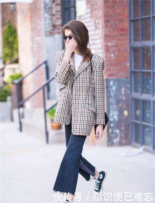 比大衣“更高级”的外套来了！时髦显瘦又洋气，明星都上头了！