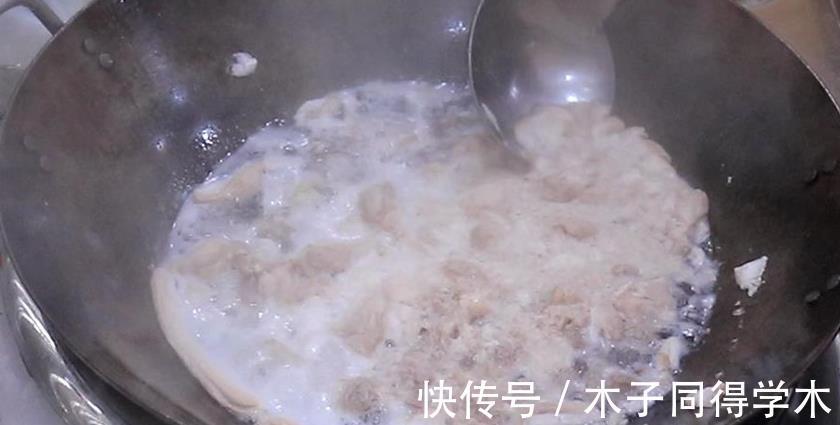 甜面酱|酱牛肉烧土豆好吃有诀窍,学会这个做法,肉嫩筋软,酱香浓郁