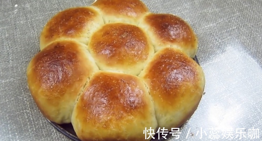 面团|教你正宗的面包做法，学会这个诀窍，面包才柔软蓬松，一次就成功