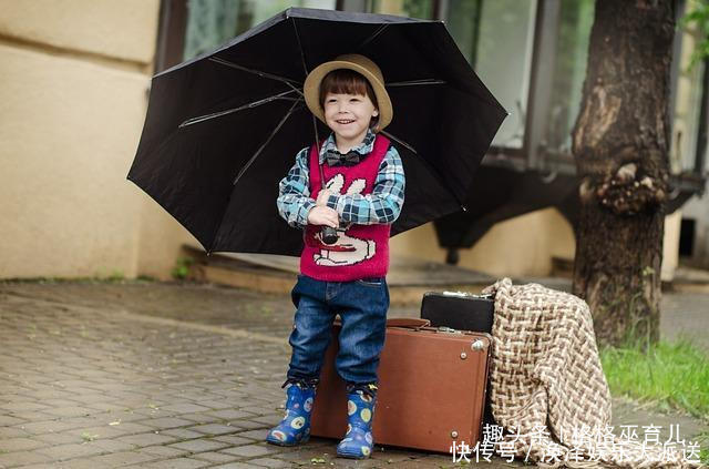 妈妈|宝宝为什么喜欢揪妈妈的头发明白缘由后，你还舍得凶他吗