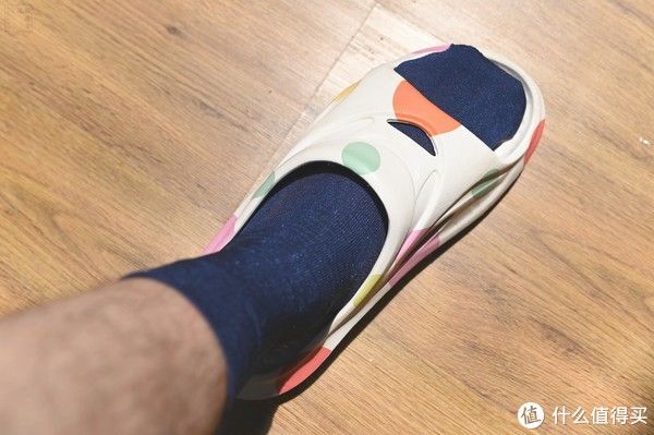 家居|生活家居 篇二十一：更具弹性的夏日拖鞋，更快恢复脚部活力，咕咚运动拖鞋体验