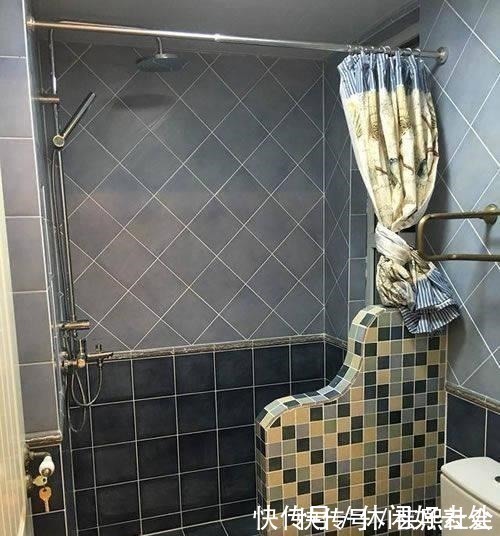 玻璃淋浴房|卫生间不要装玻璃淋浴房了,聪明人回家这么装,省钱实用不占地!