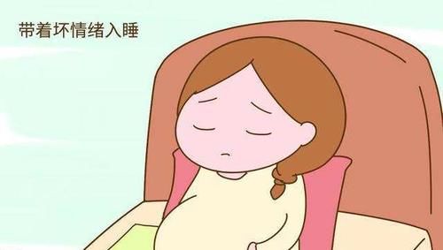 孕妈身上若有这4个特征，容易造成胎儿发育迟缓，孕妈别不知道