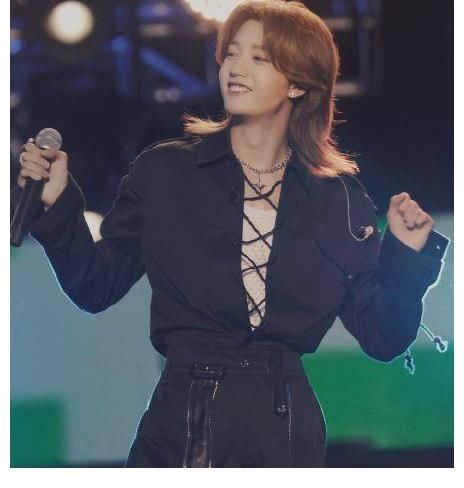 唐九洲|IXFORM正式成团:团综撞名THE9成焦点,罗一舟唐九洲热度十足