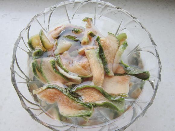  随时|白萝卜这样做，随时炒着吃，香脆入味，比腌的好吃，能放一年不坏