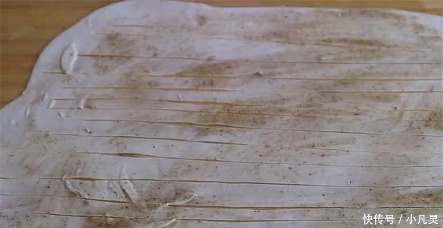 玉米油|葱油饼好吃有诀窍,层层酥脆,做法简单,学会可以摆摊了