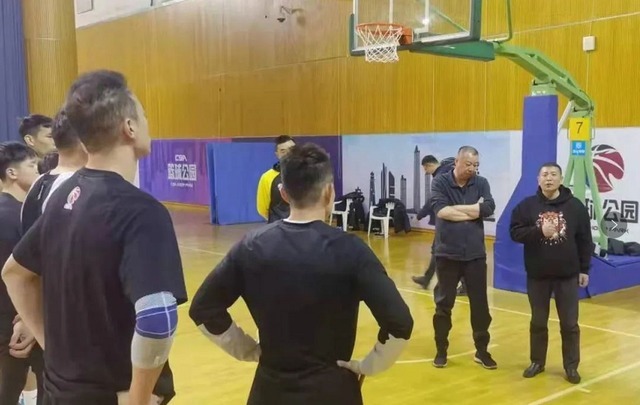 赵大鹏|CBA名帅提出辞职!被青岛男篮拒绝,能否打进季后赛?
