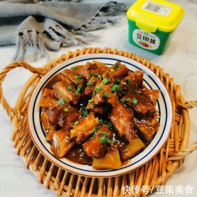 简单省事懒人菜南瓜焖排骨，一次就上瘾