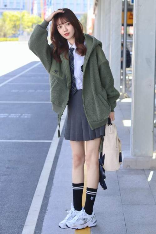 外套|冬天的第一件外套非“羊羔毛”莫属,保暖时髦还减龄,潮人都上头