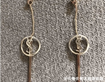 YSL女孩必备新技能,“口红管”秒变“耳环”,谁戴谁大牌