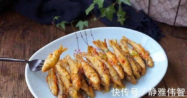 小鱼|这种小鱼全是肉,买一斤5块钱给老公做了下酒菜,饭店要四十块钱