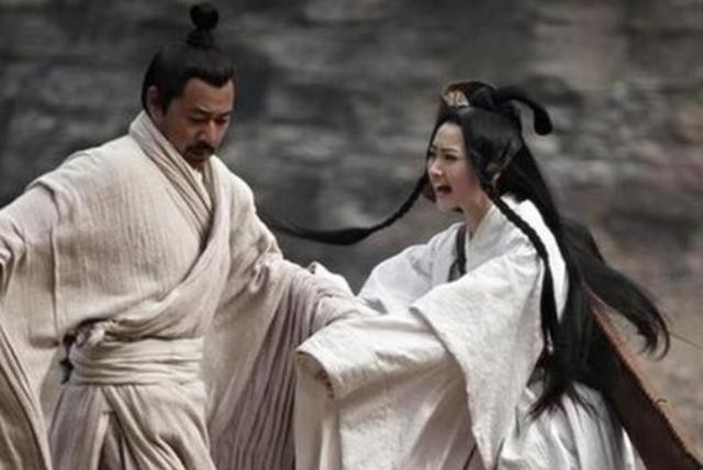 大恩|伍子胥为报一女子大恩,向河中投下了千两黄金,还真有人捡到了