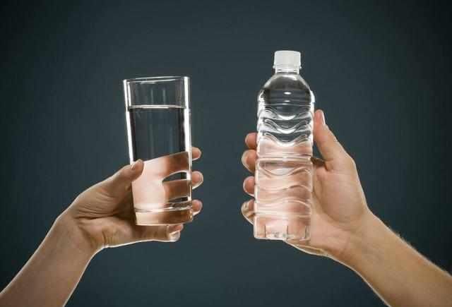 qt:clickbait|40岁后有这5个特征的人易长寿, 如果全都有, 你可能是长寿体质