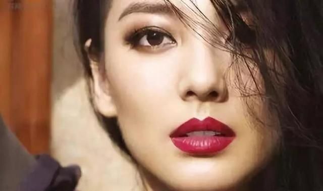 巩皇|大牌口红VS平价口红,为什么色号一样,价格却相差甚大?