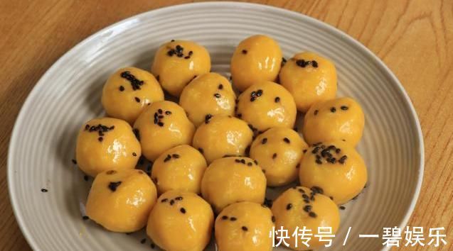 南瓜丸子|南瓜丸子这样做太好吃,无水无油,补钙强骨,出锅孩子抢着吃!