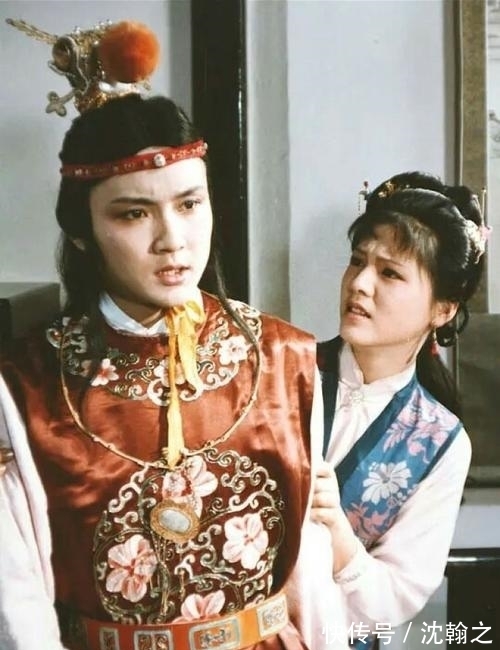 贾母@王夫人瞒着贾母,暗地里改变袭人编制,贾母为何噤若寒蝉不敢管?