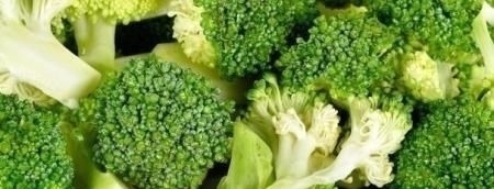 西兰花焯水后,需要过凉水吗?大厨:10人做9人错,难怪口感差