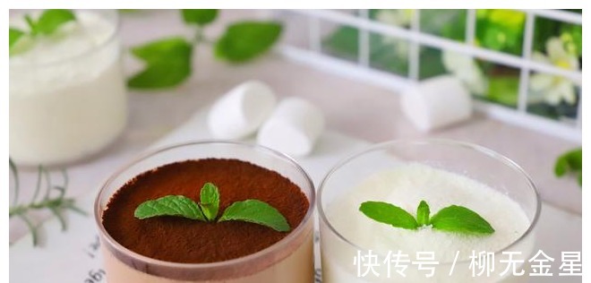 手残党|不用烤箱的小甜品，简单两步就做好，入口即化，比冰淇淋好吃！