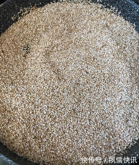 想吃|想吃芝麻酱不用买，5块钱自制1大瓶，纯正无添加，做法还简单