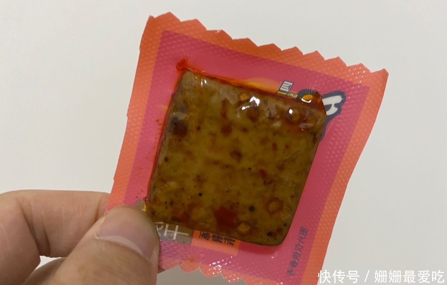 特别|建议吃货们遇到这5款零食别手软,好吃不贵又量大,要多囤些