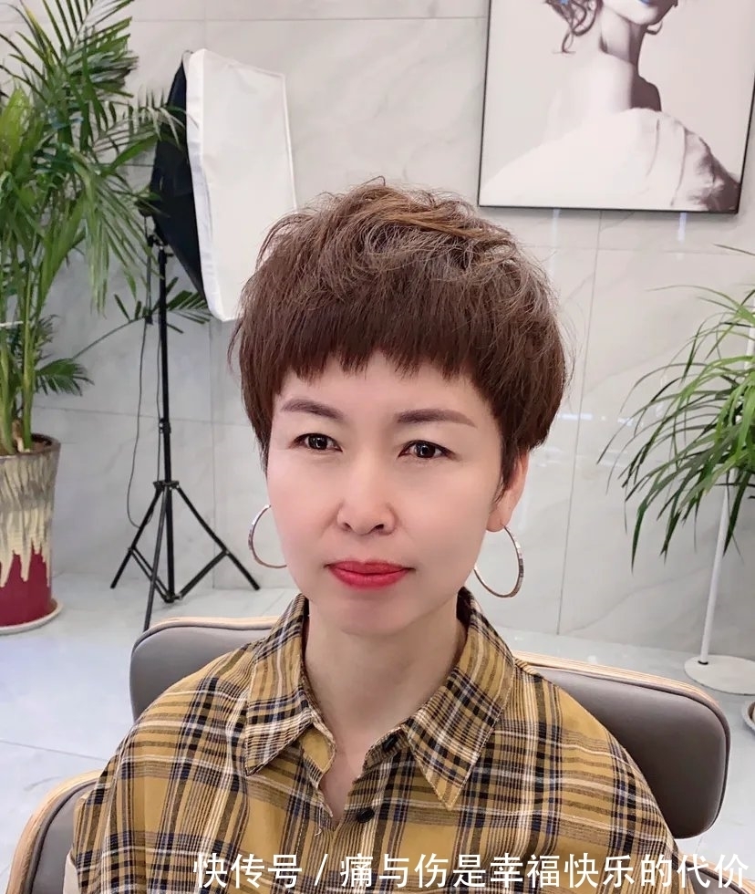 解暑|今夏女发别乱剪,三种解暑发型送给大家,无论长短都让你满意