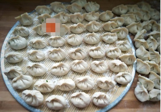 韭菜饺子,怪不得不鲜香,全靠它来提味,胜过肉馅,不知道可惜了