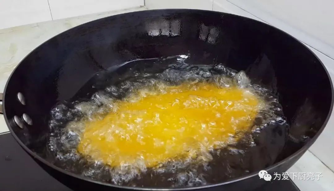 以后面粉就这么做,不烫面不烙饼,个个空心鼓大泡,看着都流口水