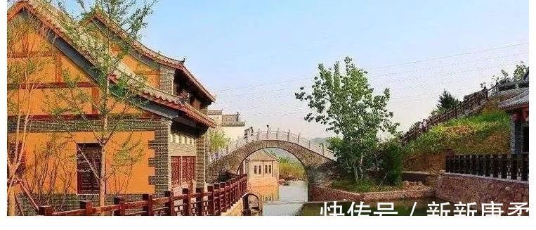 清明上河图|一个奇葩的假“古镇”，占着风水宝地，却没有游客愿意去