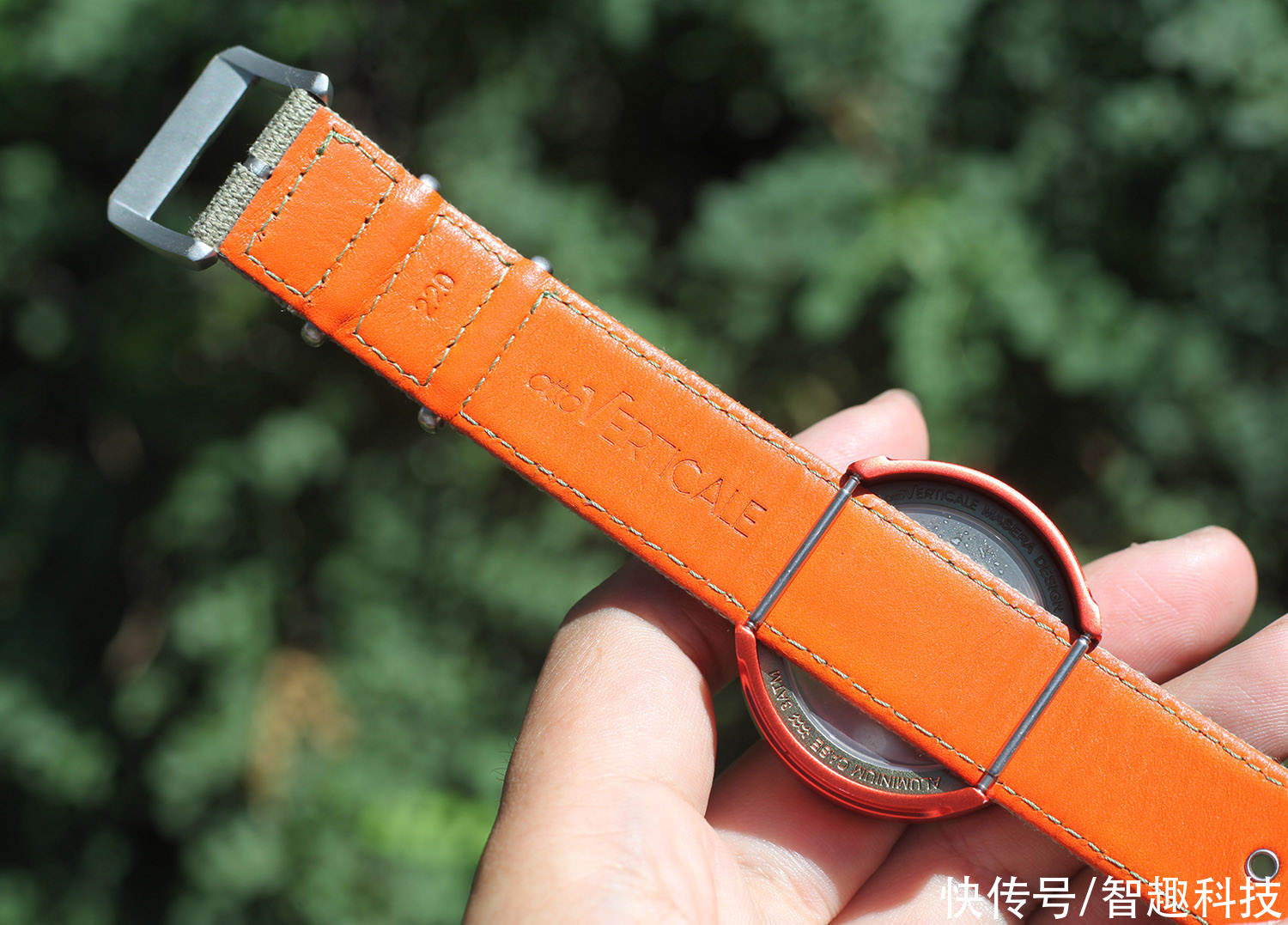 潮人必备机械表！垂直结构的atto机械V腕表体验