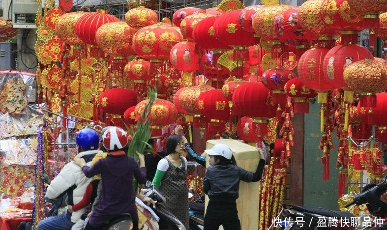 废汉字弃汉教育,越南人拉丁文学了100年,如今却哭笑不得!