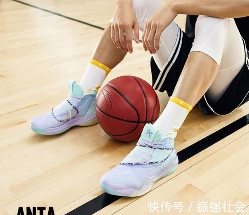 配色|全新安踏KT6“行云流水”配色正式发售!安踏的配色设计能力让人感到惊讶