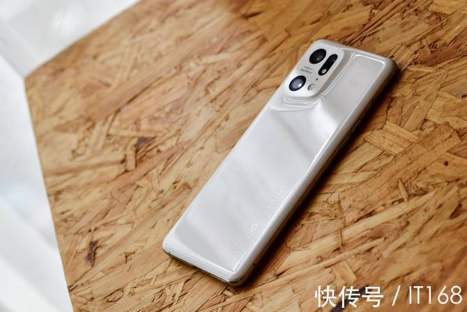 X5|全链路游戏稳帧与定制散热，OPPO Find X5系列竟是驯龙高手