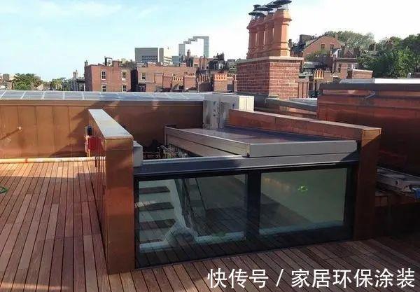 楼梯|买了顶楼就是好,凿个天窗入口,把楼顶收拾干净,一家独享大露台