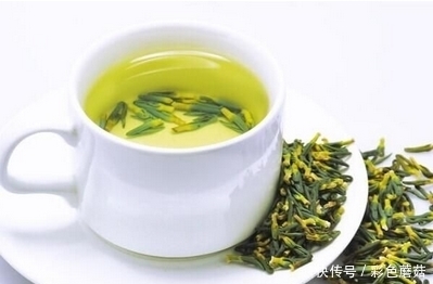 水喝食疗功|晚上翻来覆去睡不着?不妨用此物泡水喝,告别失眠,安稳一整晚!