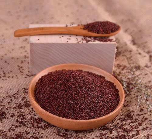 女人想气色好，春天吃的食物，促进胃肠蠕动，加速排便，肌肤更好