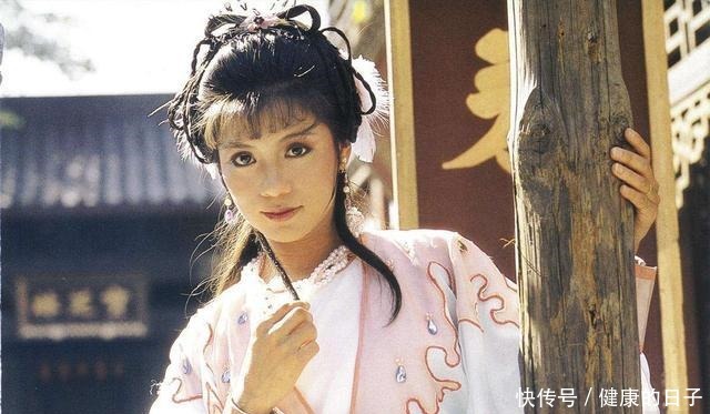  足够|5个版本的“黄蓉”，本以为翁美玲足够经典，但她却深得金庸喜爱