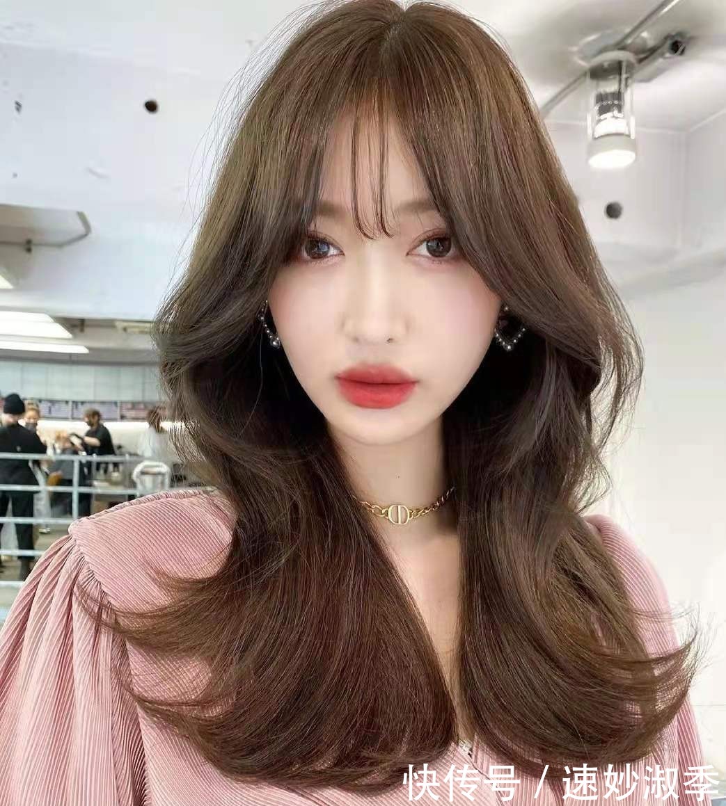 烫发|适合30岁女人的“发型减龄公式”,做发型不迷路,时尚又显年轻