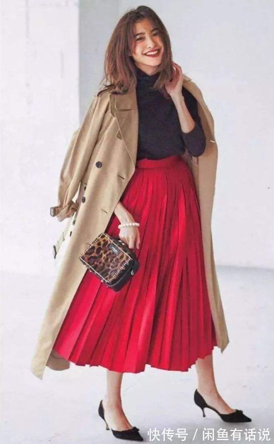 穿衣搭配|40岁女人想把“红色”穿惊艳?记住4个搭配技巧,轻轻松松美出圈